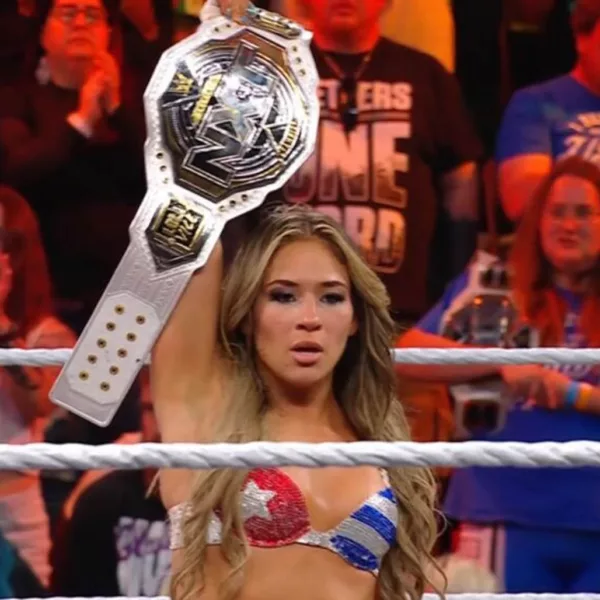 Lola Vice WWE NXT 14 abril 2026 combate Jacy Jayne