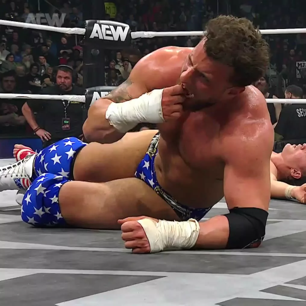 MJF vence a Mike Bailey y manda mensaje a Kenny Omega para Dynasty