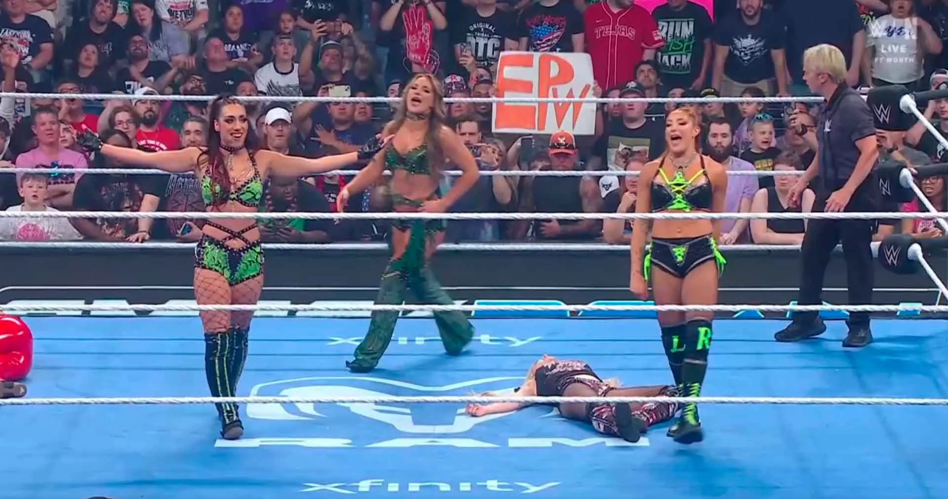 WWE SMACKDOWN 24 de abril 2026 