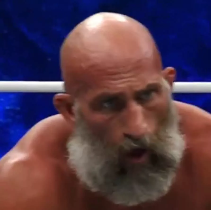 Tommaso Ciampa vence a Máscara Dorada y será el primero en el Casino Gauntlet por el Campeonato TNT