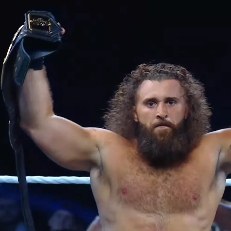 Tony D'Angelo NUEVO Campeón NXT DESTACADA