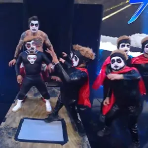 Danhausen y Mini Danhausen y clones SÚPER LUCHAS