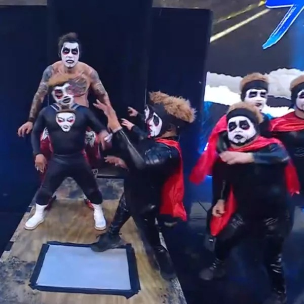 Danhausen y Mini Danhausen y clones SÚPER LUCHAS