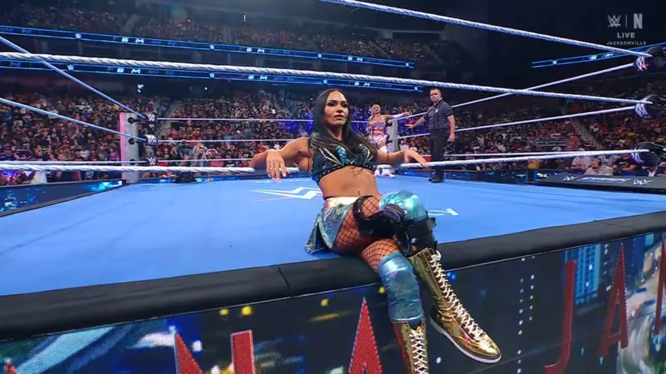 Kiana James en WWE SMACKDOWN 8 de mayo 2026