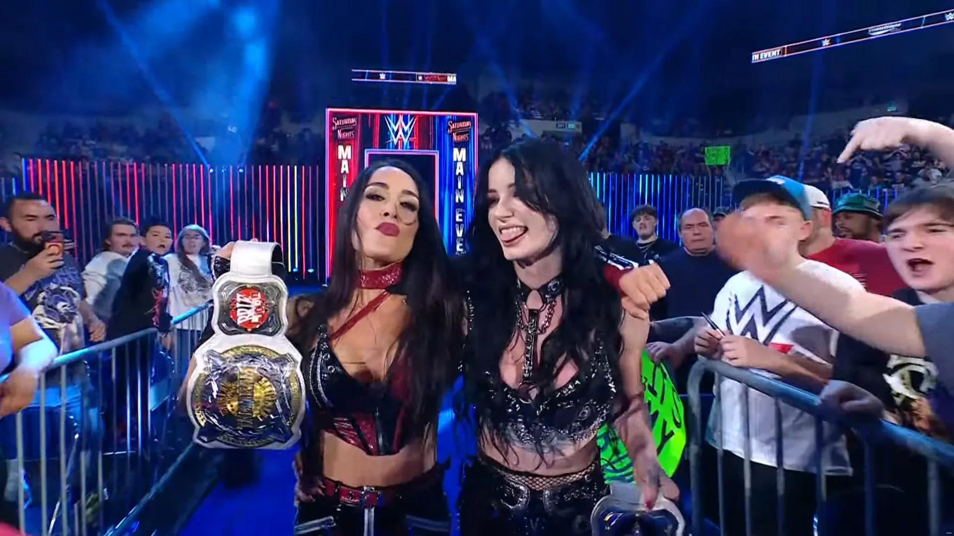 SNME Brie Bella Paige Campeonas de Parejas