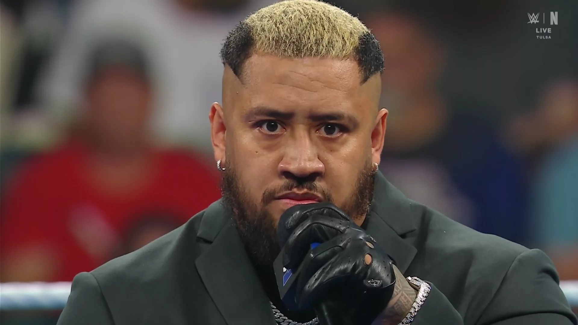 WWE SmackDown 1 mayo 2026 Solo Sikoa