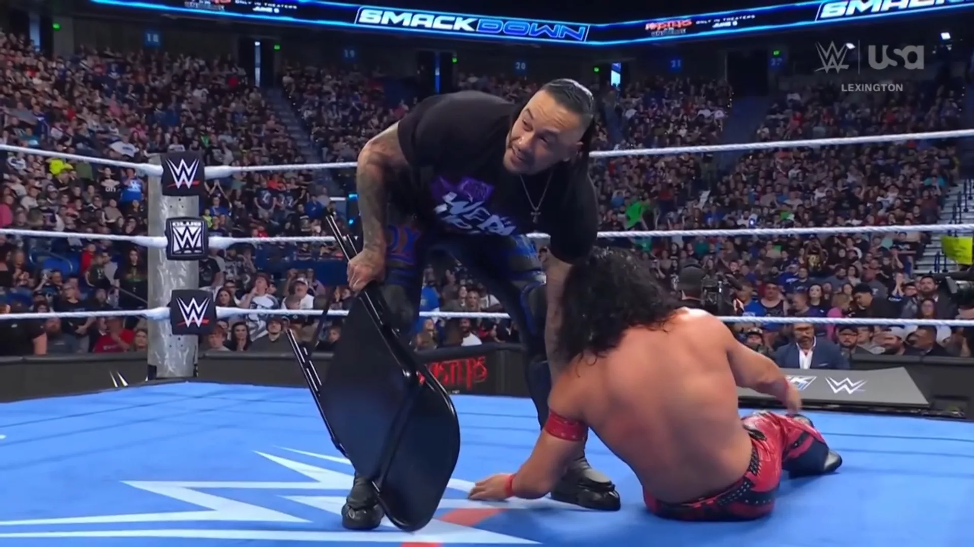 Damian Priest Shinsuke Nakamura durante WWE SmackDown