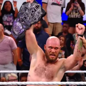 Aaron Rourke, Campeón WWE EVOLVE