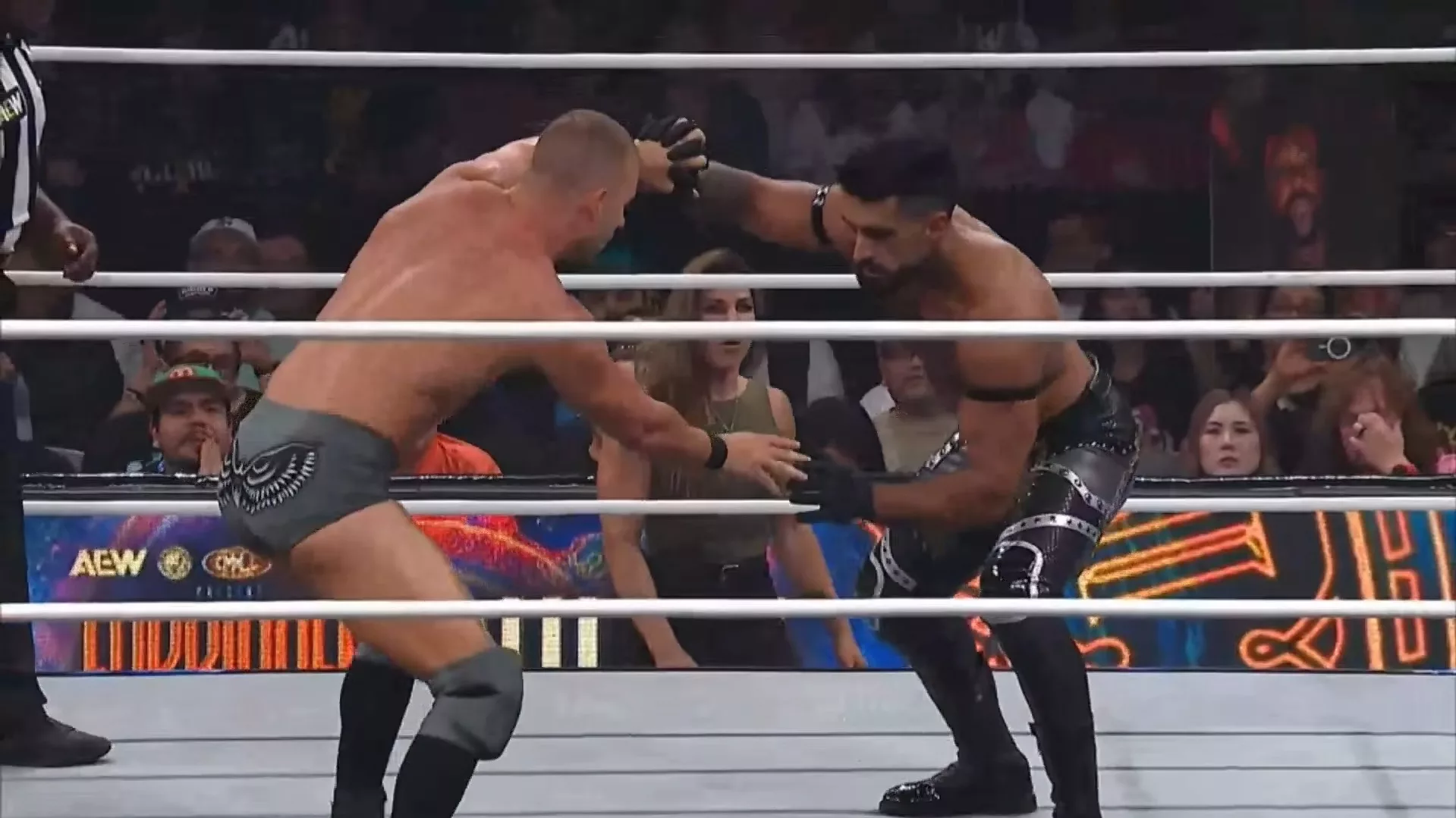 Daniel García vs. Drilla Moloney en AEWxNJPW Forbidden Door 2026