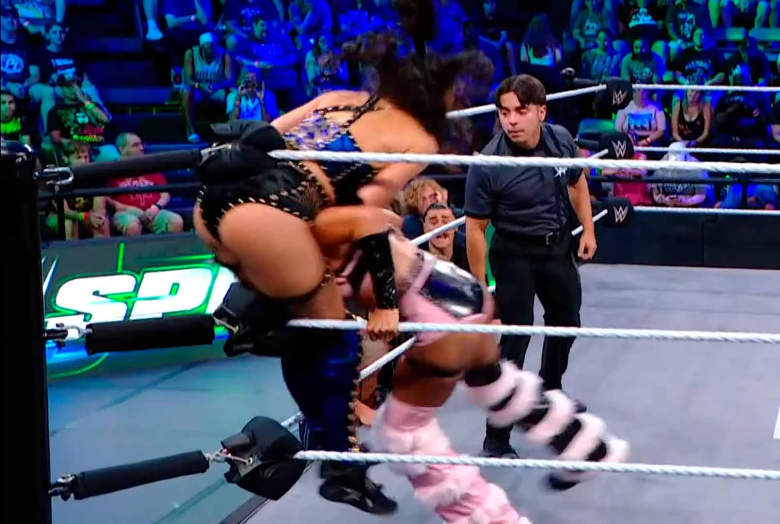 WWE NXT 23 de junio 2026.