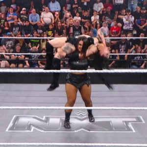 Nikki Blackheart atacó a Tatum Paxley en el WWE NXT del 30 de junio de 2026