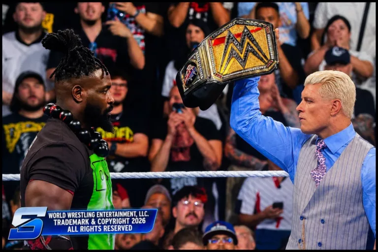 Oba Femi y Cody Rhodes en WWE SmackDown del 26 de junio de 2026