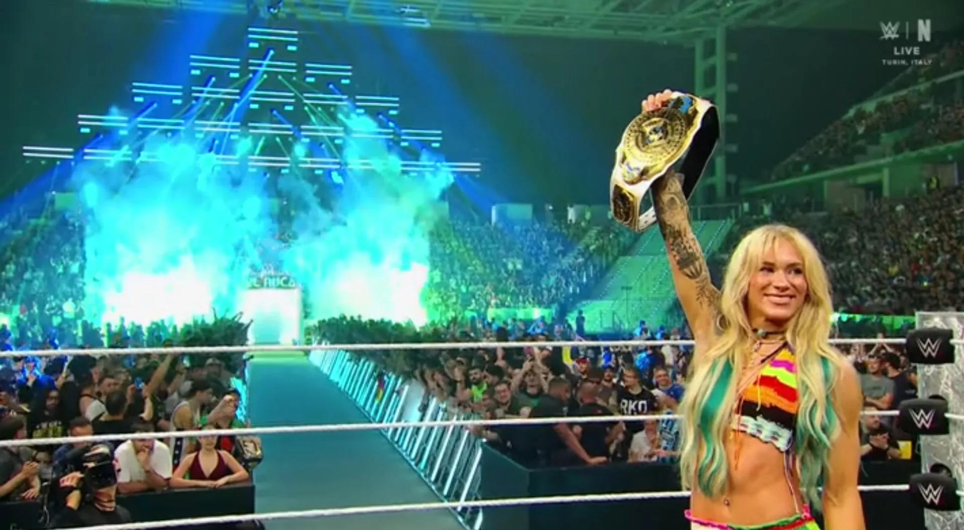 WWE Raw 01 junio 2026 Sol Ruca NUEVA Campeona Intercontinental WWE 3