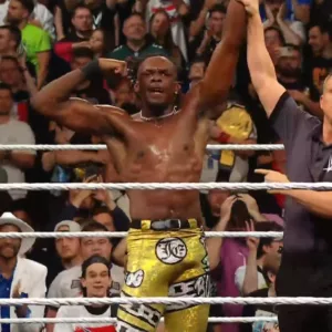 WWE Raw 8 junio 2026 Je'Von Evans