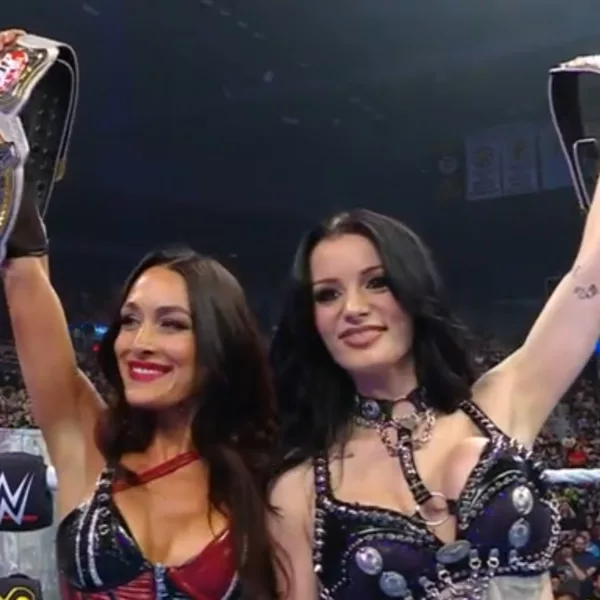WWE SmackDown 12 de junio de 2026 Brie Bella y Paige, Campeonas Mundiales de Parejas WWE