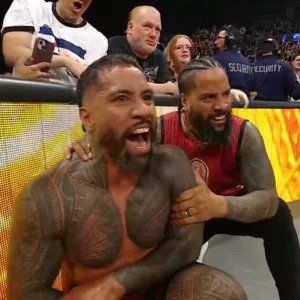 WWE SmackDown 12 de junio de 2026 Jey Uso y Jimmy Uso