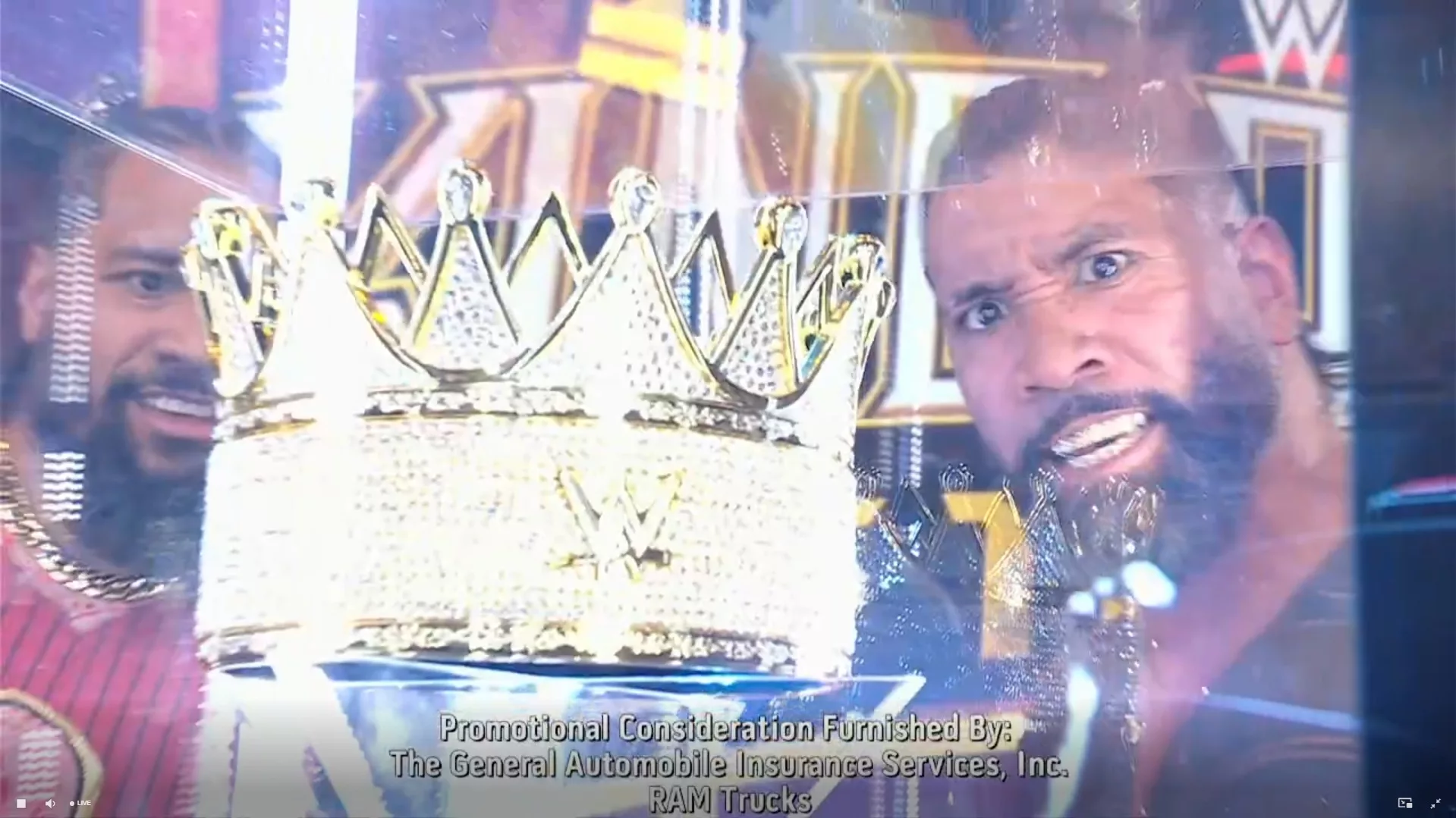 WWE SmackDown 12 de junio de 2026 Jey Uso y Jimmy Uso junto a la corona del Torneo WWE King of the Ring 2026