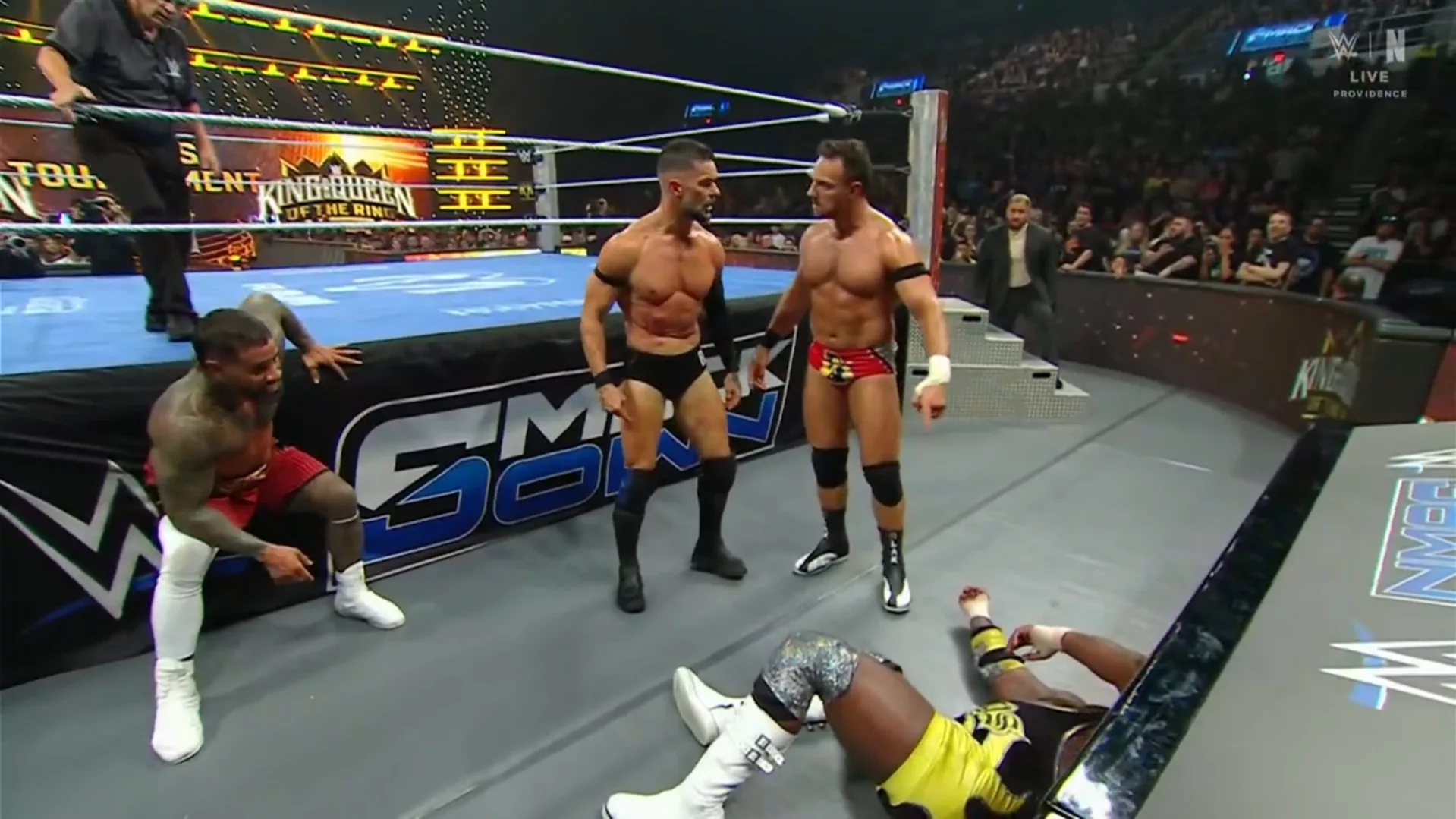 WWE SmackDown 12 de junio de 2026 LA Knight, Jey Uso, Royce Keys y Finn Bálor 2
