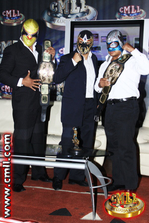 mascara dorada renuncia el campeonato Máscara Dorada renuncia al Campeonato Nacional de Tríos. 2
