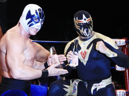 atlantis y dorada bicampeones ¡Viva Jalisco! Atlantis y Máscara Dorada bicampeones del torneo nacional de Parejas increíbles 2