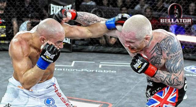 Rick Hawn (bóxers blancos) vs. Jim “Judo” Wallhead (bóxers negros) / Imagen cortesía de Bellator Fighting Championships en exclusiva para Súper Luchas Rick Hawn (bóxers blancos) vs. Jim “Judo” Wallhead (bóxers negros) / Imagen cortesía de Bellator Fighting Championships en exclusiva para Súper Luchas