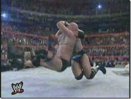 Stone Cold Aplicando Stunner a The Rock RR 1998 Stone Cold