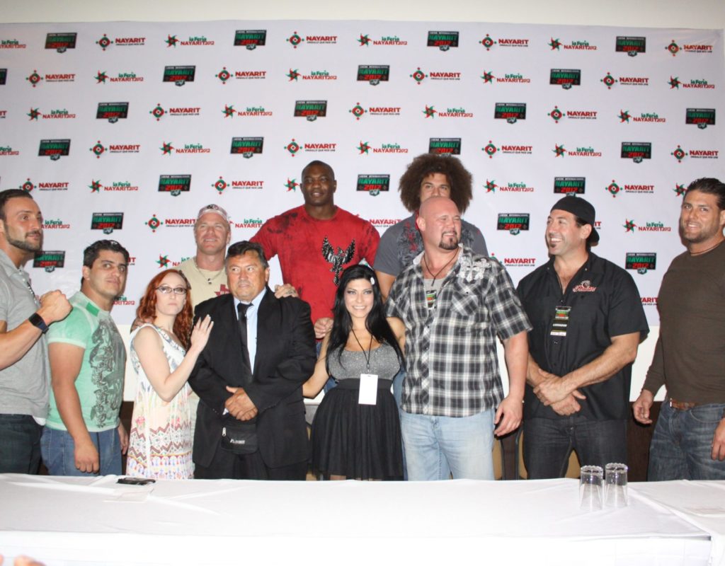 Conferencia de prensa en Tepic / foto de Rostro Oculto