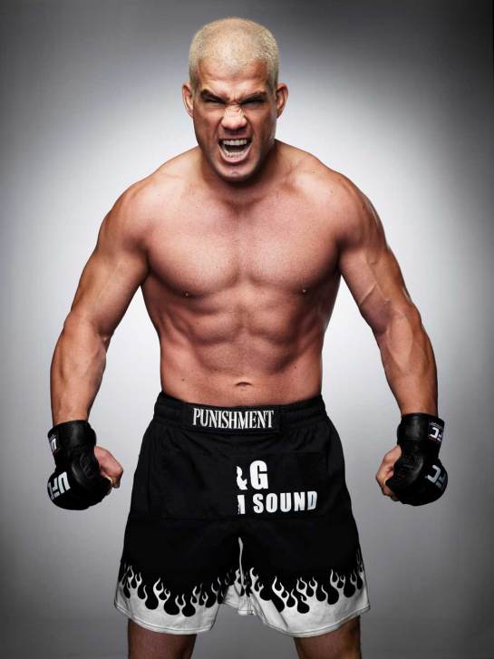Tito Ortiz entrena con WWE