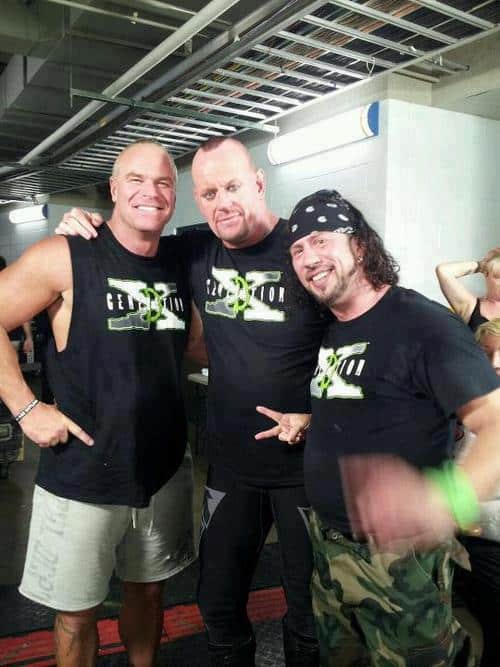 Aparentemente Undertaker podría luchar en Extreme Rules 2013 1 The Undertaker, X-Pack y Billy Gunn - WWE RAW 1000
