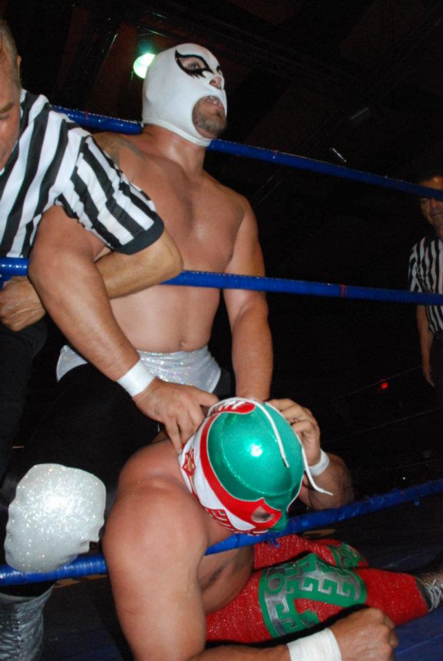 canek_100carasjr IWRG “Festival de las Máscaras” (Resultados 02/Ago/12): Rivalidades y retos de máscaras al por mayor – Las Cobras presentes 3