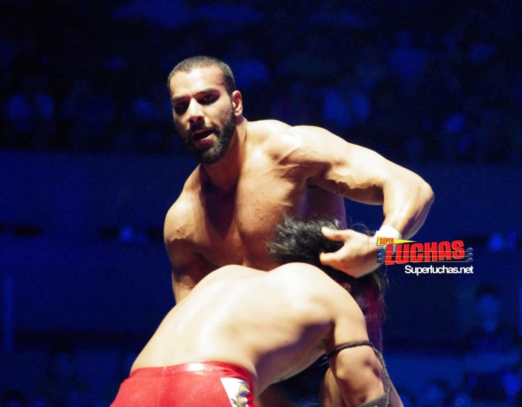 Jinder Mahal en Shanghai, China / Photo by @CruzPan - Authorized to Superluchas.net