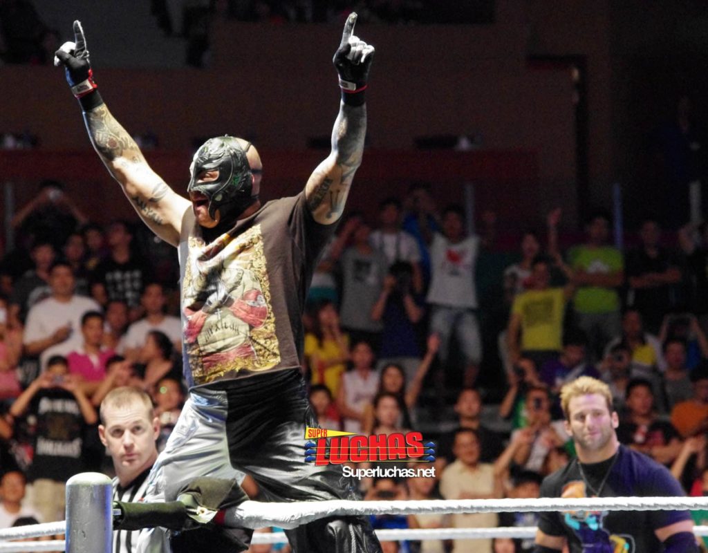 Rey Mysterio en Shanghai, China / Photo by @CruzPan – Authorized to Superluchas.net