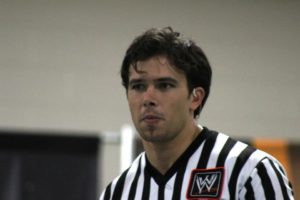 Brad Maddox como Árbitro en NXT (13/10/12) / BradMaddoxSource.com Brad Maddox como Árbitro en NXT (13/10/12) / BradMaddoxSource.com
