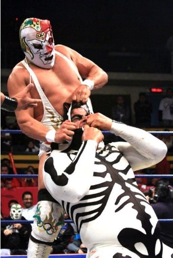 Dr. Wagner Jr. vs. L.A. Park // Arena Naucalpan - 15 de noviembre de 2012 // Imagen by www.luchalibreaaa.com