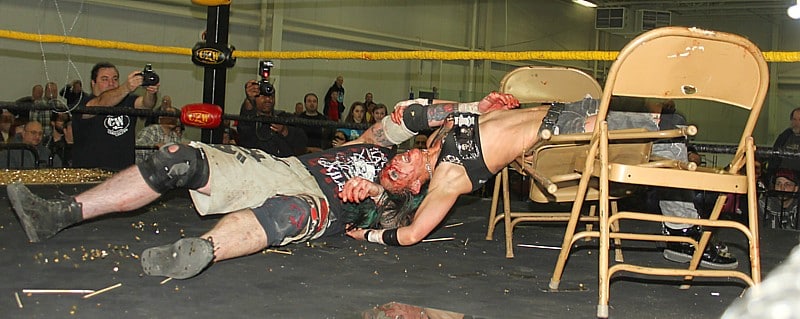 Brutal Suplex de MASADA para Christina von Eerie sobre Sillas en el Aniversario 14 de CZW / Photo by: Lyle Williams