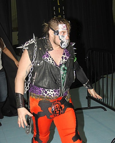 Lucky 13 de The Catalyst haciendo su entrada al Aniversario 14 de CZW / Photo by: Lyle Williams
