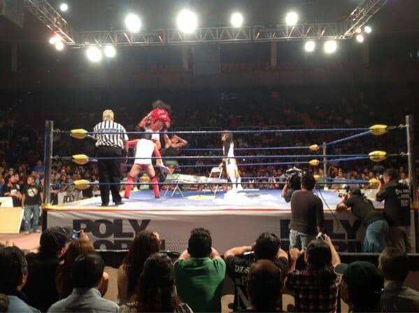 AAA Sin Límite en León, Guanajuato (Cobertura y resultados 15 de abril de 2013) - Blue Demon Jr. Firma con AAA, Konnan regresa a la Lucha, Axel reta a Daga. 7 Los Perros vs La Secta /Image by @Lucha_Libre_aaa