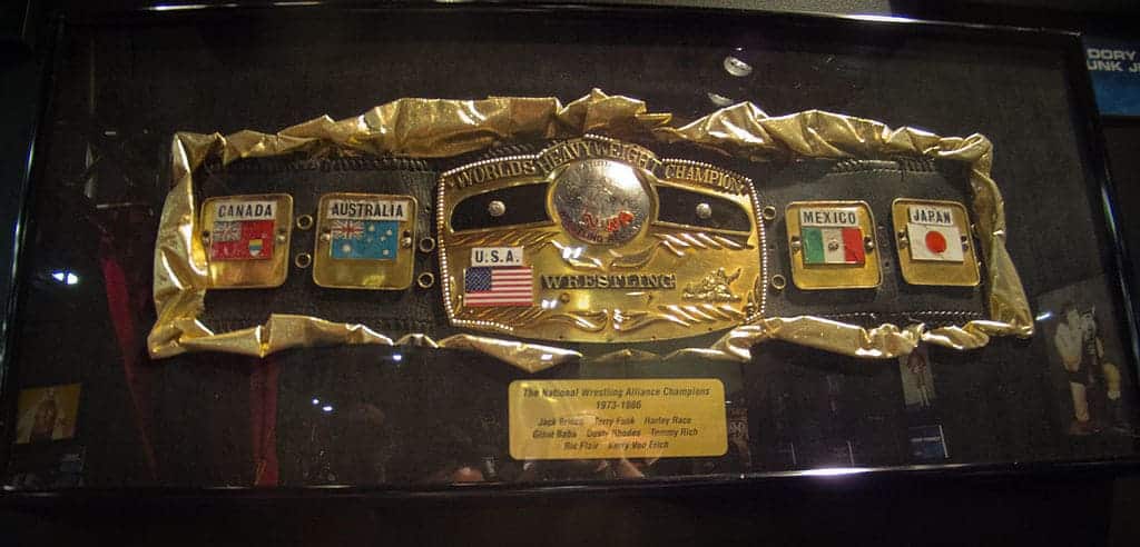 Campeonato Mundial Completo NWA: La historia de una Leyenda (Parte 1) 1 NWA World Heavyweight Championship belt / Photo by Simon - Creative Commons License