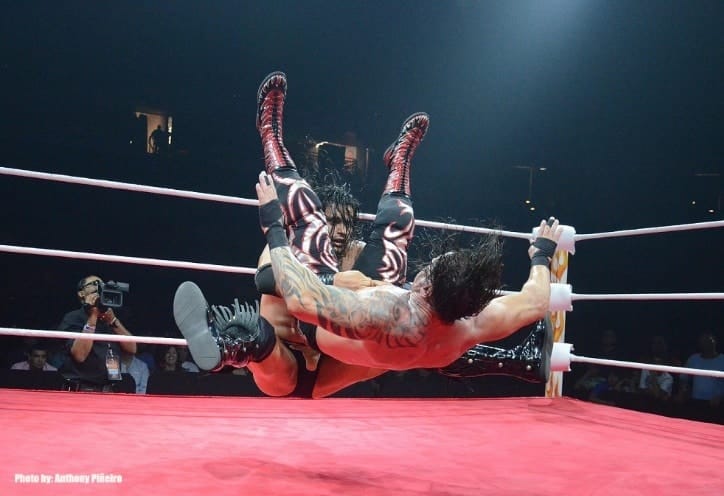 “…no soy un campeón de vitrina y ya quedó demostrado (en #WWL #IdolsOfWrestling ante @ElMesias_AAA): Texano Jr. 2 Texano Jr. vs. El Mesías por el El Megacampeonato AAA en WWL “Idols of Wrestling” / Coliseo de Puerto Rico “José Miguel Agrelot” - 21 de abril de 2013 / Photo by Anthony Piñeiro - www.luchalibreaaa.com