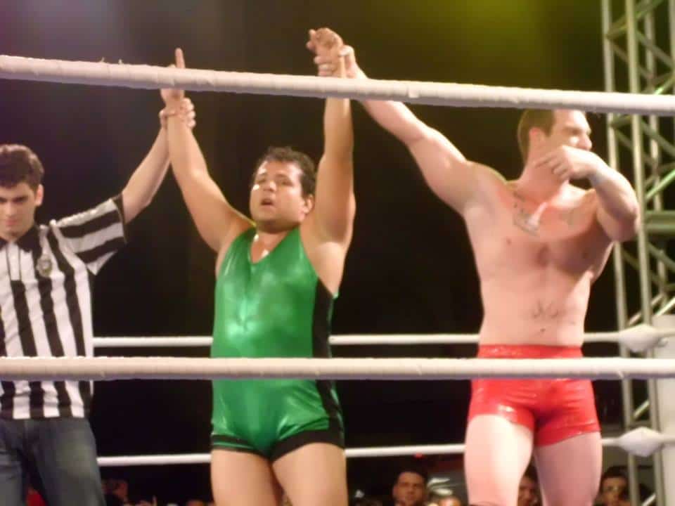 Kaiser luego de la gran lucha contra Tim Anderson / Imagen:: Facebook Kamile Gadia