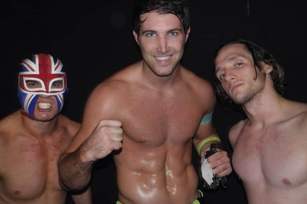 Australian Suicide, Angélico y Jack Evans / Auditorio Miguel Barragán de San Luis Potosí, SLP / 2 de octubre de 2013 / Image by @luchalibreaaa