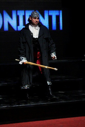 El Zorro regresa a Triple A durante Héroes Inmortales VII / Gimnasio Miguel Hidalgo de Puebla – 18 de octubre de 2013 / Image by luchalibreaaa.com