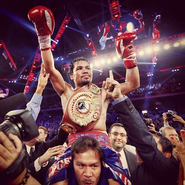 Manny vence a Ríos