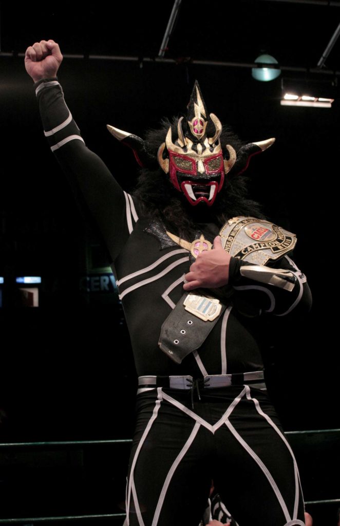 Liger regresa a Japón como campeón mundial medio/imagen CMLL Arena Puebla (resultados 27 de septiembre)Jushin “Thunder” Liger se va con el campeonato mundial medio del CMLL a Japón 1