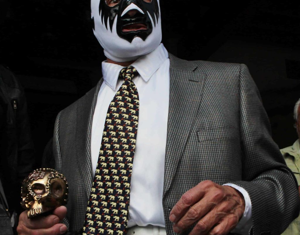 Mil Máscaras es Homenajeado con el Reconocimiento Calavera de Oro (16/11/12) / Photo by: Paulo Vidales - MorbidoFest.com